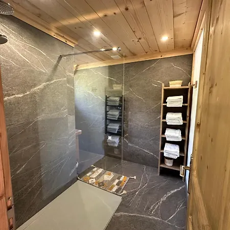 Vue Mont Blanc Avec Jacuzzi Exterieur *
